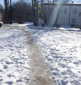Депутат Владимир Маханьков по просьбе жителей мкр