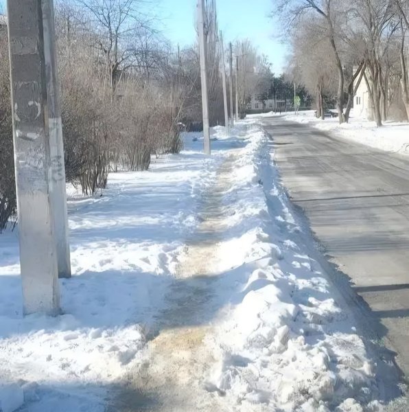 Депутат Владимир Маханьков по просьбе жителей мкр — фото 2