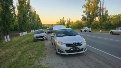 Под Новочеркасском отлетевшее колесо спровоцировало ДТП с двумя автомобилями