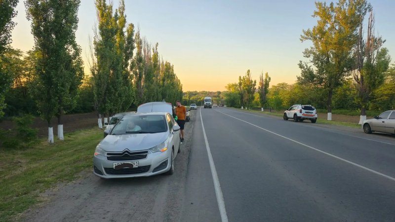Под Новочеркасском отлетевшее колесо спровоцировало ДТП с двумя автомобилями