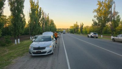 Под Новочеркасском отлетевшее колесо спровоцировало ДТП с двумя автомобилями — фото 2