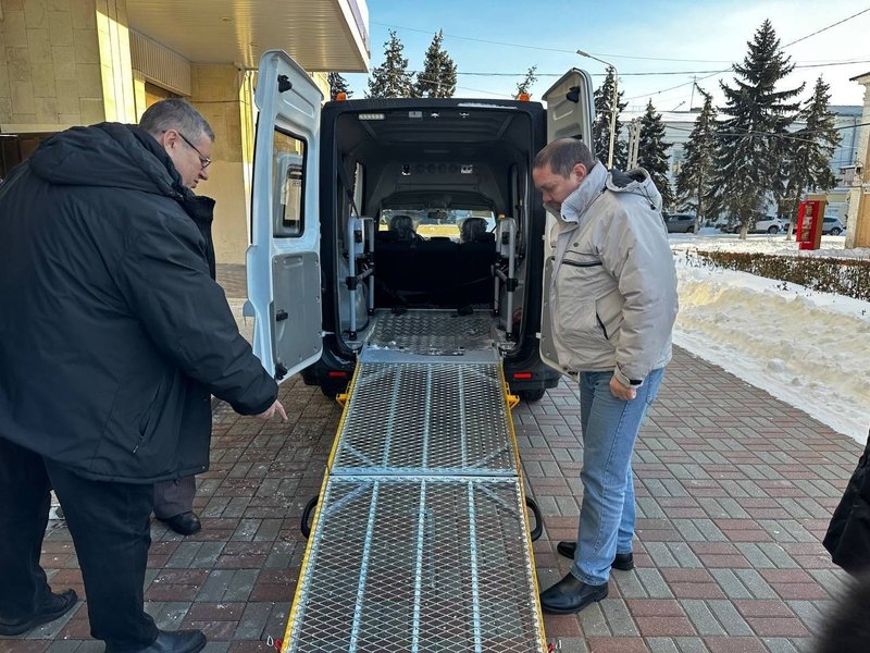 В Новочеркасском центре социального обслуживания ввели в эксплуатацию новый специализированный... — фото 2