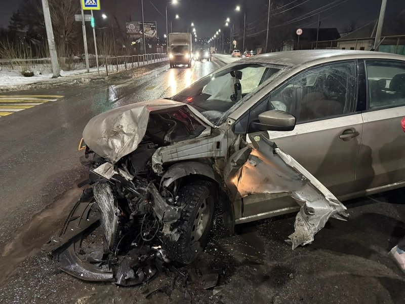 Девушка за рулём автомобиля Haval на улице Гагарина пыталась проскочить на запрещающий сигнал... — фото 7