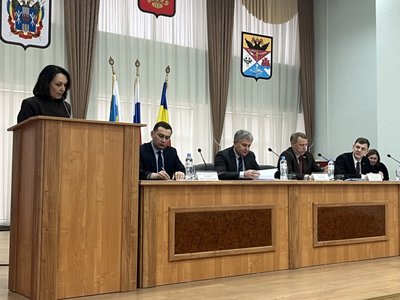 Администрация Новочеркасска отказывается ставить на баланс десятки дорог, игнорируя закон