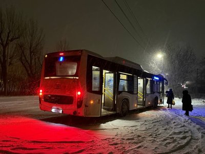 Жители Ключевого были вынуждены добираться до своей остановки вечером пешком