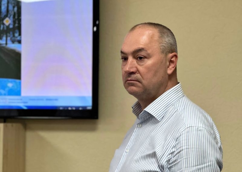 Павел Исаков возложил вину за плохую уборку города на двух руководителей — фото 2