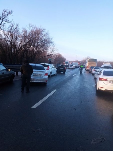Крупная авария с четырьмя погибшими произошла утром 4 января на трассе Новочеркасск-Ростов — фото 9