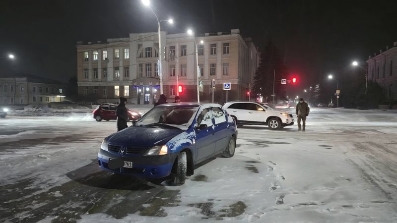 Девушка на Рено двигалась по Платовскому и при повороте налево не пропустила встречный автомобиль... — фото 4
