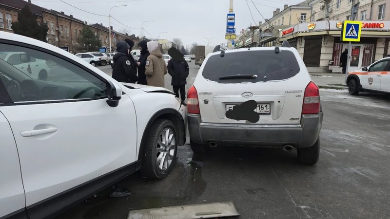 Водитель Мазды не пропустил Хендэ на пересечении Платовского и Б — фото 5