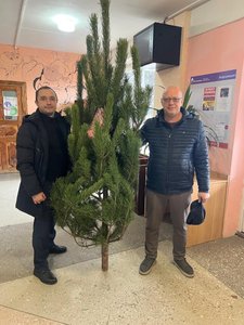 В преддверии Нового года в пункте временного размещения (ПВР) в Новочеркасске состоялась добрая...