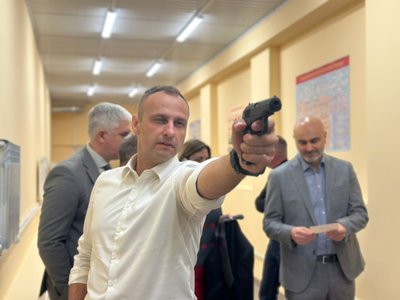 В лицее №7 Новочеркасска открыли полностью реконструированный тир
