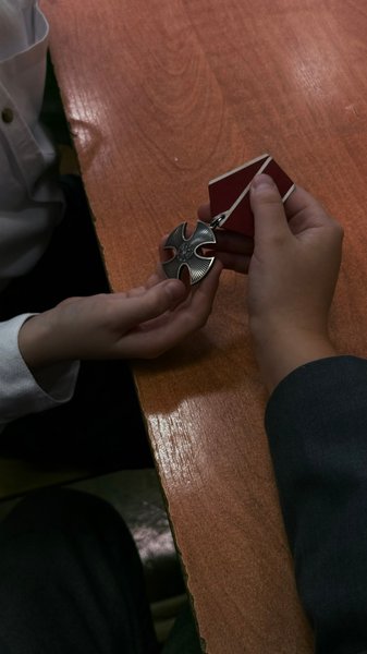 В школе №1 города Новочеркасска для учащихся пятых классов состоялся особый «Урок Мужества» — фото 2