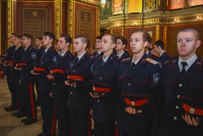 В День Героев Отечества в Новочеркасске девушки впервые приняли присягу в рядах Платовской казачьей... — фото 5