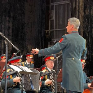 Академический ансамбль Александрова выступил в Новочеркасске с благотворительным концертом — фото 2