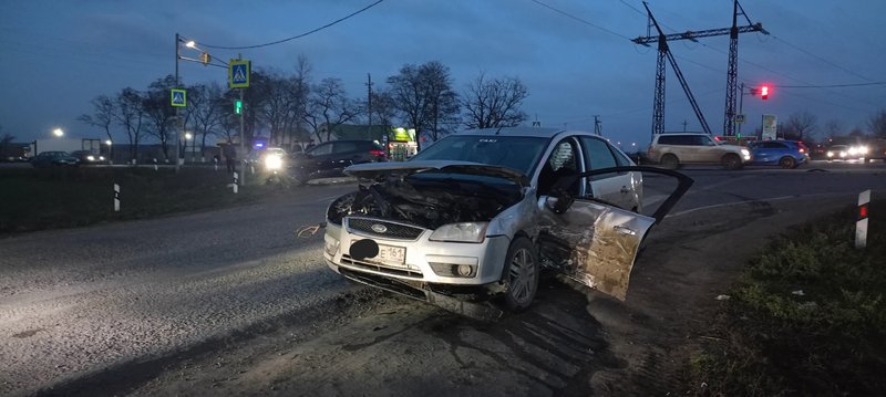 Ребёнок пострадал в ДТП под Новочеркасском, на повороте в Персиановку — фото 2