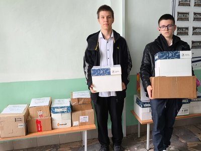 Школа №8 Новочеркасска поддержала акцию «Своих не бросаем»