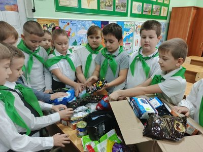 Школа №8 Новочеркасска поддержала акцию «Своих не бросаем» — фото 4