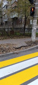Ямы вместо тротуаров: на улице Бердичевского в Новочеркасске пешеходов ждет опасная зима — фото 6