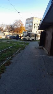 Одному из двух ещё живых новочеркасских трамваев сегодня досталось на улице 26 Б