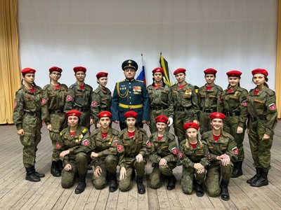 В Новочеркасске торжественно отметили День военного связиста