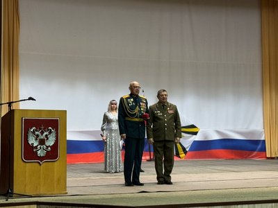 В Новочеркасске торжественно отметили День военного связиста — фото 4