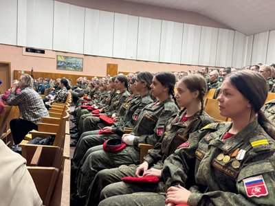 В Новочеркасске торжественно отметили День военного связиста — фото 5