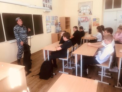 Напарник с хвостом: кинологи МВД провели урок для будущих полицейских в Новочеркасске — фото 4