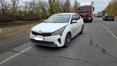 Под Новочеркасском водитель Kia Rio отвлекся и спровоцировал ДТП с пострадавшей — фото 5