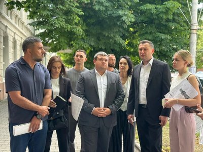 Глава администрации Новочеркасска Павел Исаков заявил о необходимости комплексного благоустройства...