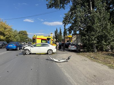 В Новочеркасске лишенный прав пьяный водитель устроил ДТП с пострадавшей