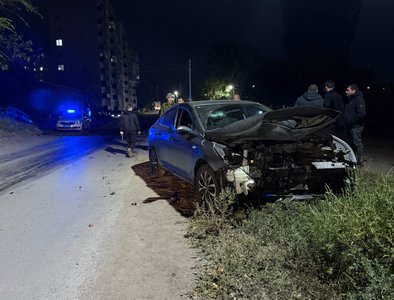 На пересечении улиц Матросова и Речной в Новочеркасске произошло ДТП — фото 2