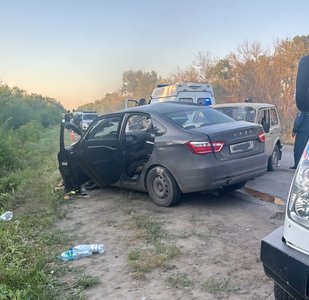 Серьезное ДТП на трассе Каменоломни – Новочеркасск: погибла женщина, пострадали пять человек — фото 3