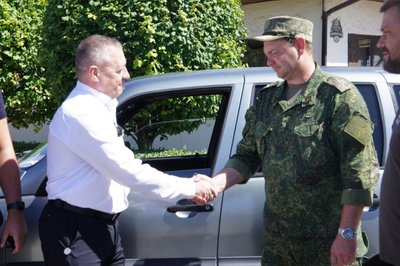 Новочеркасские активисты подарили военным восстановленную «Ниву» для работы в зоне СВО