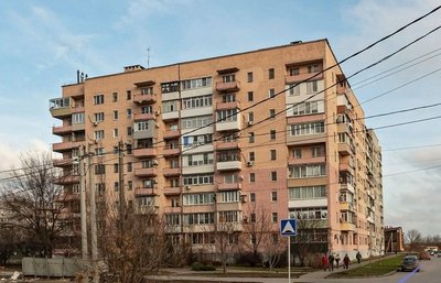 Департамент ЖКХ планирует отремонтировать за бюджетный счёт две квартиры по адресу: Поворотная 9