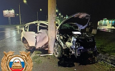 Четыре человека пострадали в ночном ДТП на Баклановском проспекте в Новочеркасске
