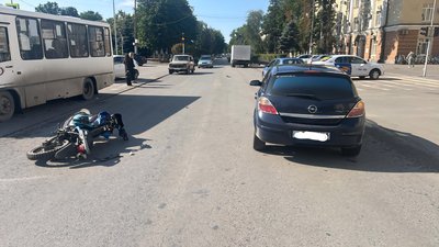 Мотоциклист скрылся после ДТП на улице Машиностроителей в Новочеркасске