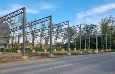 Автосервис на Сарматской, на который в начале июня обратили внимание местные жители, строится с...