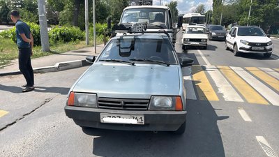Грузовик Валдай собрал на Гагарина пятёрку и 099 — фото 4