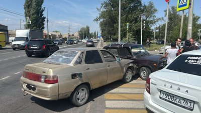 Нарушение ПДД едва не привело к трагедии в Новочеркасске
