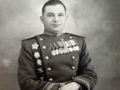 Жители Новочеркасска самостоятельно открыли памятник генералу Якову Крейзеру