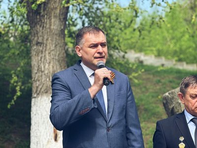 ⚡⚡⚡Сообщают, что ФСБ действительно задержала главу администрации Новочеркасска Юрия Лысенко по...