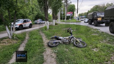 ⚡Иностранный мотоциклист на мотоцикле с бельгийскими номерами попал в аварию в Новочеркасске — фото 2