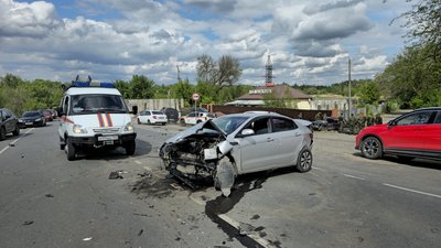 Серьезное ДТП на въезде в Новочеркасск: пять пострадавших — фото 6