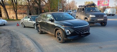 Сегодня в районе заправки Лукойл  на выезде с Каменской японский автором попробовал на прочность...