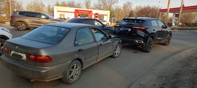 Сегодня в районе заправки Лукойл  на выезде с Каменской японский автором попробовал на прочность... — фото 4