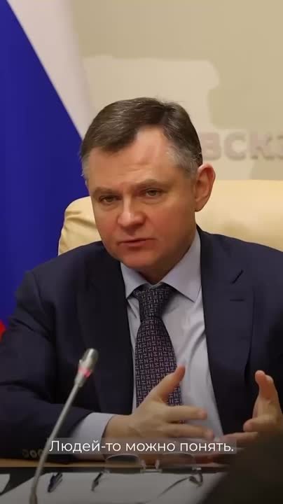 Губернатор заступился за многодетные семьи из Новочеркасска,  которым выдали участки на болоте и...