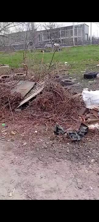 Вот такое видео прислали нам наши подписчики с Магистральной, 20