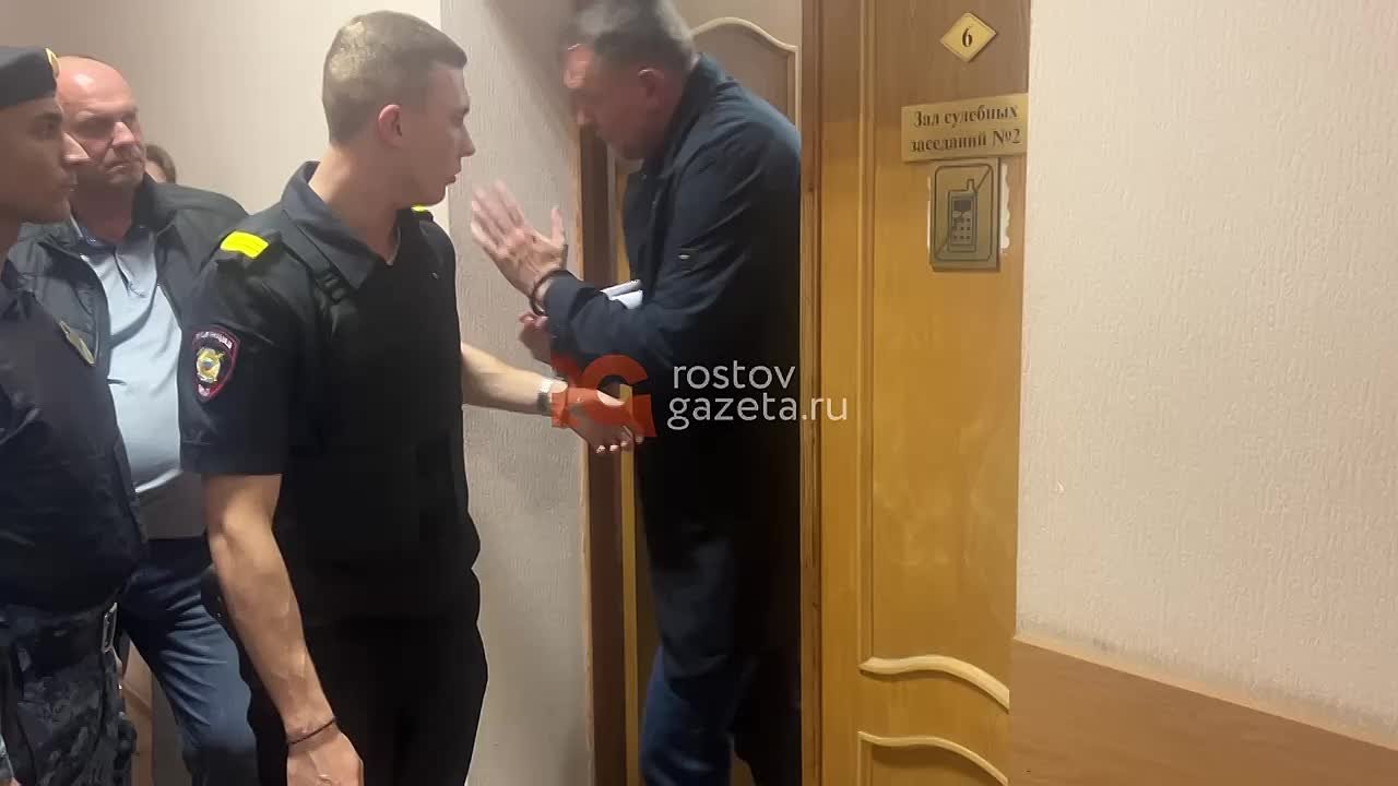 ⚡️Суд арестовал мэра Новочеркасска Юрия Лысенко на два месяца и отправил в СИЗО