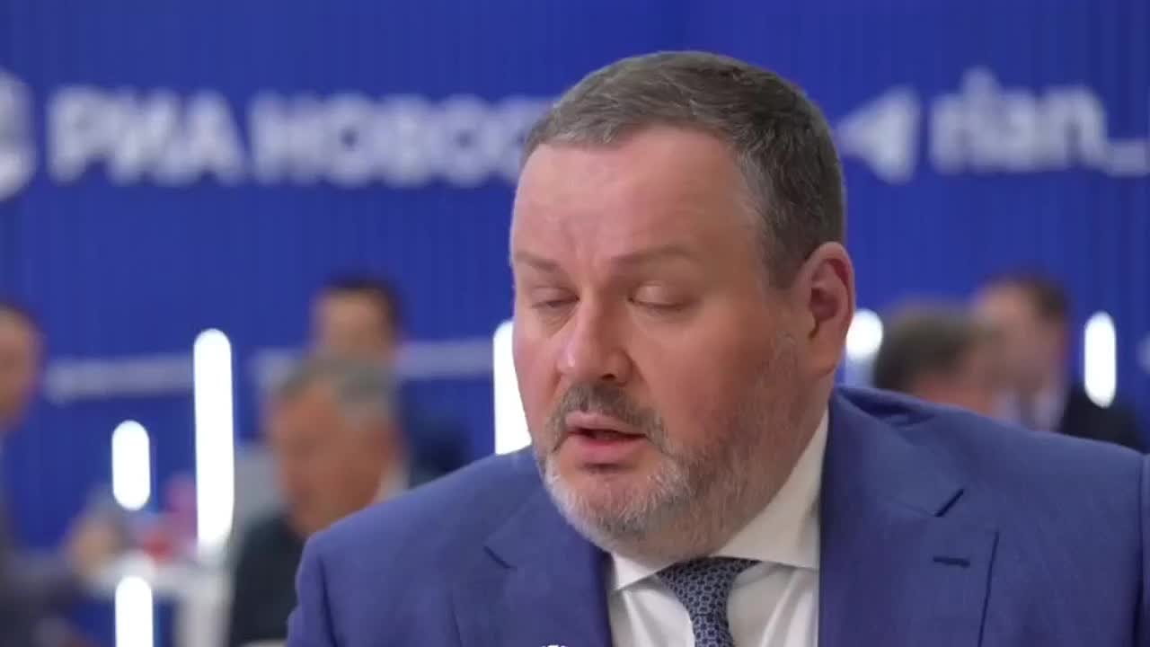 МРОТ в России вырастет до 27 тысяч рублей в 2026 году и достигнет 35 тысяч к 2030 году
