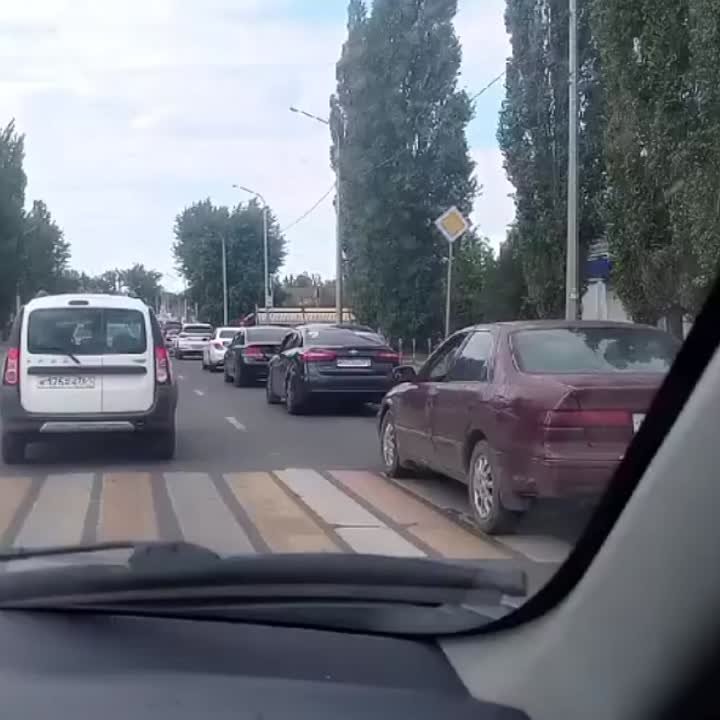 Жители Новочеркасска возмущены бессмысленным ремонтом дороги на Хотунке
